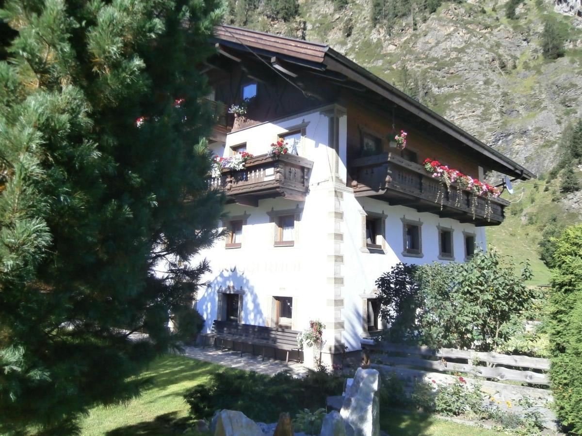 Gaestehaus Bruggerhof Hotel Langenfeld Exterior photo