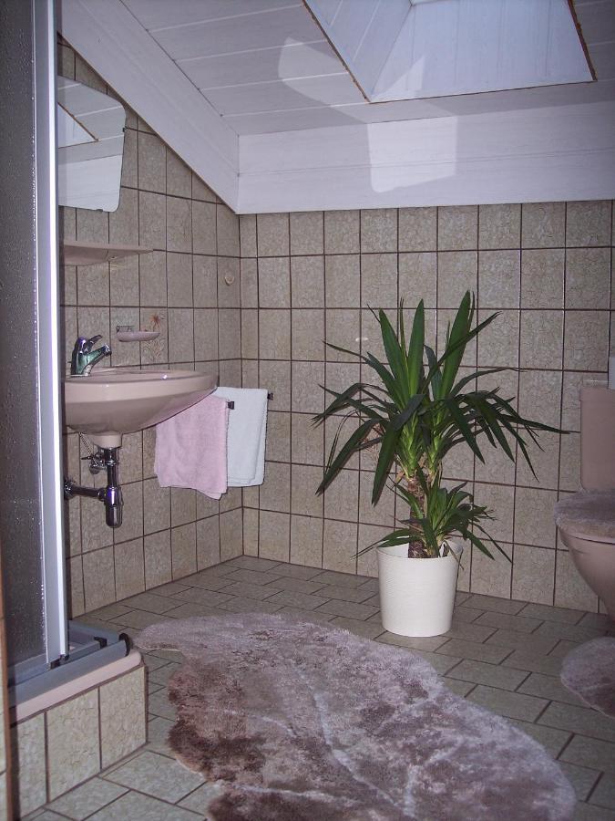 Gaestehaus Bruggerhof Hotel Langenfeld Room photo