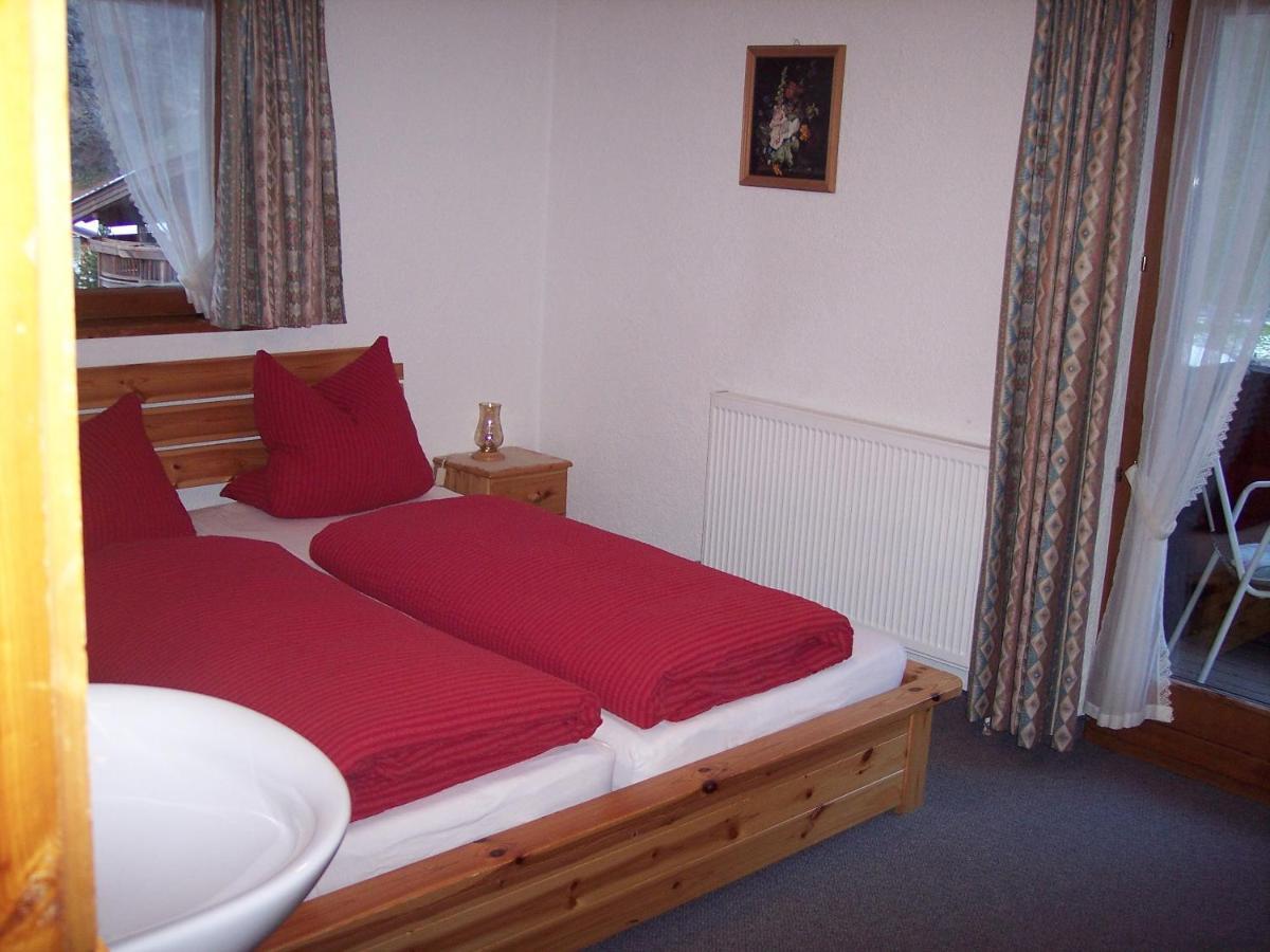 Gaestehaus Bruggerhof Hotel Langenfeld Room photo